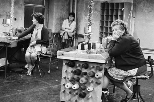  Nau De Costura De Redman, Scarbottom 1975-1980.  Martin Parr / Magnum Photos