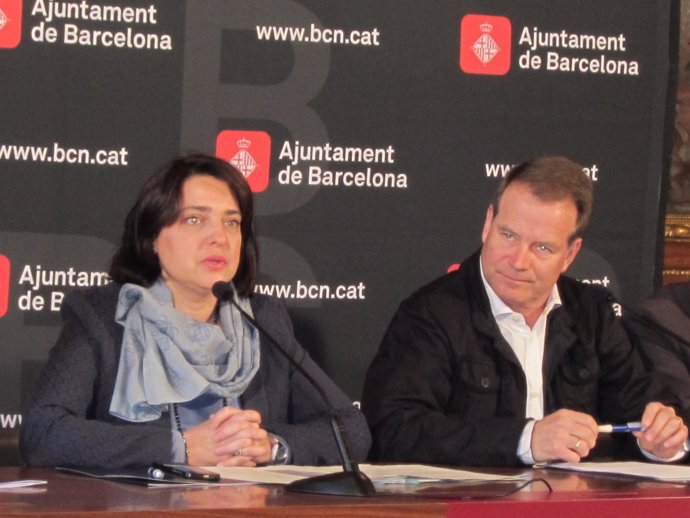 Sònia Recasens (Ayto Bcn y Mercabarna) y Casimir Llorens (Gremio de Mayoristas)
