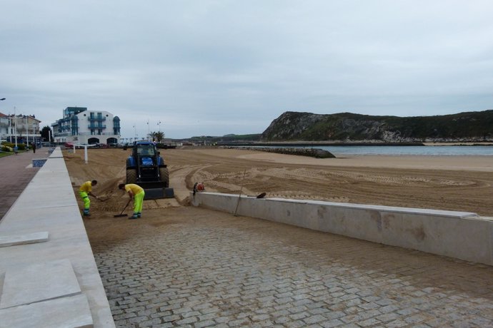 Limpieza de playas en Suances