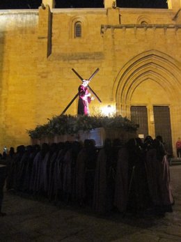 El Cristo Del Amparo Procesiona Esta Noche En Cáceres