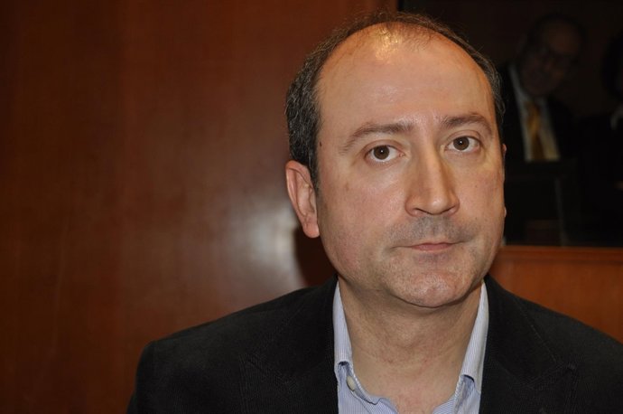 El diputado autonómico de IU Luis Ángel Romero.