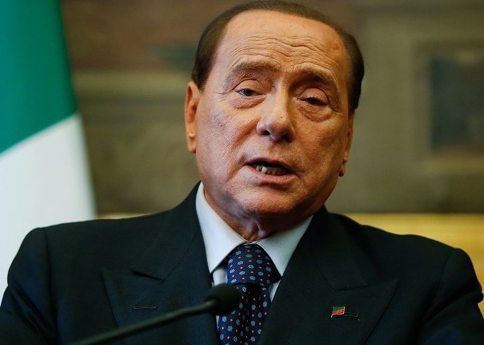 Una anciana sobre Berlusconi: "Lo quiero muerto y encarcelado"