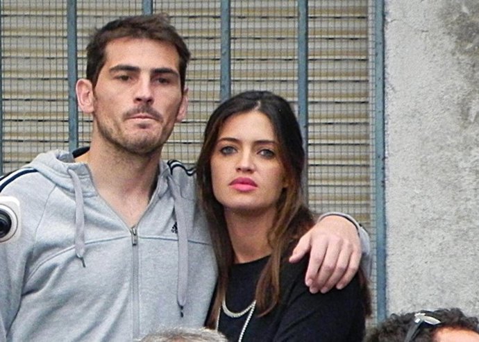 Sra Carbonero e Iker Casillas, unos papás muy devotos
