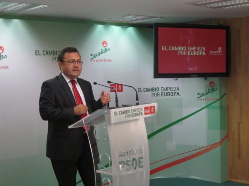 Miguel Angel Heredia en rueda de prensa PSOE-A 