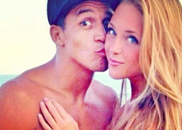 Alexis Sánchez y su actual pareja Laia Grassi