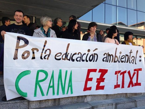 Concentración de trabajadores del CRANA.