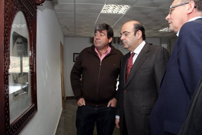 El presidente de la Diputación visita Píñar