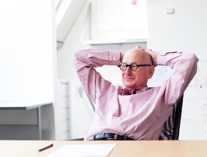 Wally Olins