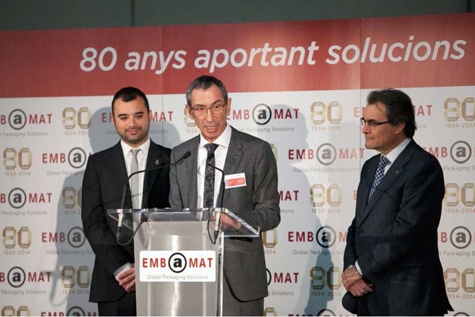 J.Amat acompañado del pte A.Mas y del alcalde de Terrassa J.Ballart
