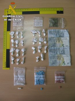 40 Dosis De Cocaína Intervenidos En El Barrio De La Torre