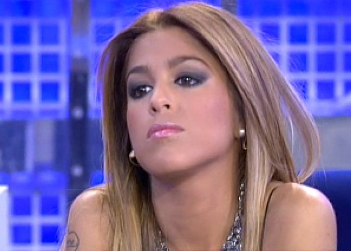 Oriana no está enamorada de Tony y Adrián no se abalanzó sobre ella para besarla