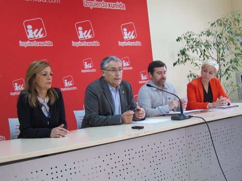 Ángela Vallina, Manuel Orviz, y Javier Couso, IU Elecciones Europeas