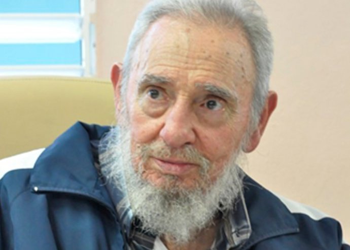 El rumor sobre la muerte de Fidel Castro en Twitter conmociona al mundo
