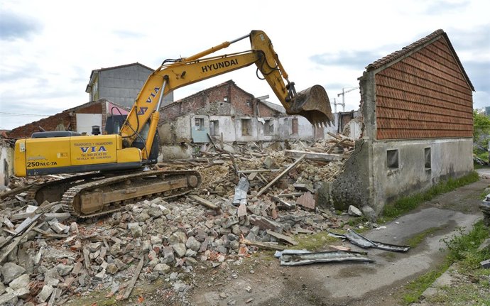 Derribo calle La Gloria