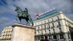 Cartel del Tío Pepe en la Puerta del Sol de Madrid