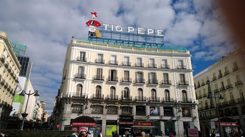Cartel del Tío Pepe en la Puerta del Sol de Madrid