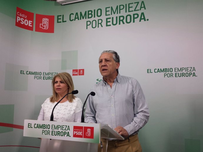 Mamen Sánchez junto a Diego López Garrido