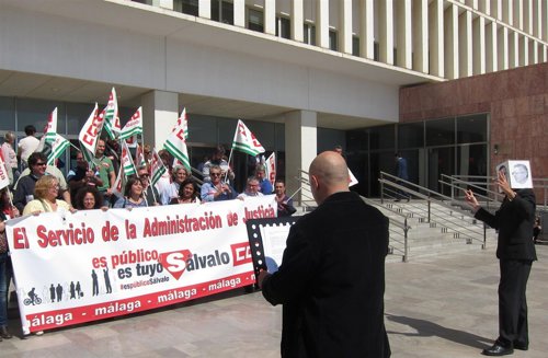CCOO performance contra reformas Gallardón
