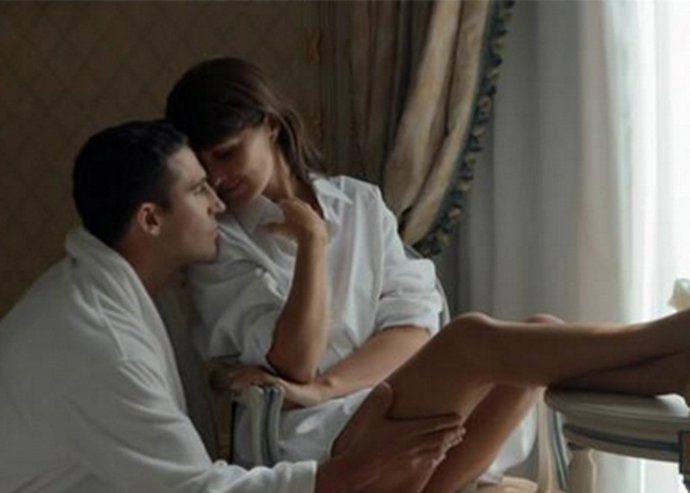 Pasión y sensualidad entre Alberto y Ana, l anoche más romántica en 'velvet'