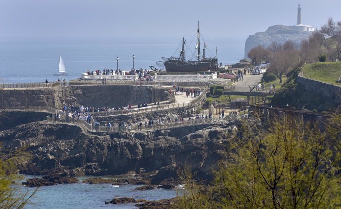 Turistas en Santander en Semana Santa