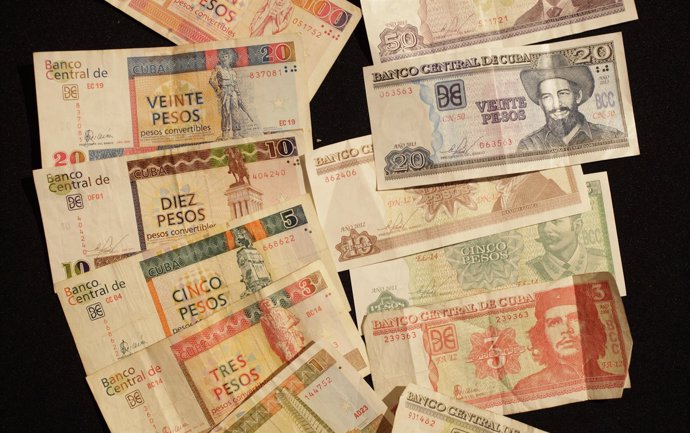 Pesos cubanos y pesos convertibles