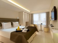 Las pernoctaciones hoteleras descienden un 6,4% en marzo, hasta 17,6 millones