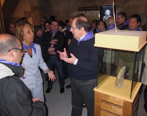 Herrera, en su tradicional visita a la Casa de Cultura de Villalar.