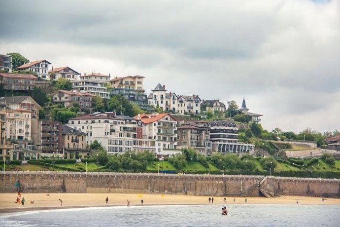 El paseo donostiarra de la concha es la calle con los pisos más caros de españa