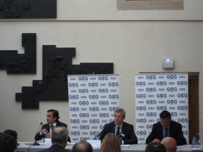 El presidente de la Fegamp participa en un foro sobre las haciendas locales