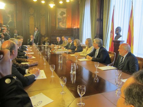 Soraya S.Santamaría se reúne con editores por Sant Jordi