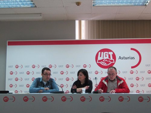 Miguel Rivero (USO), Emma Fernández (UGT) y José Antonio Iglesias (CCOO)