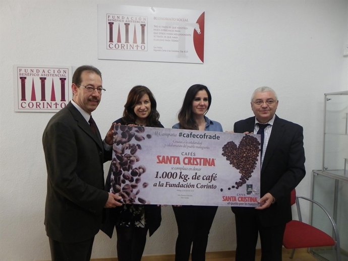 Cafés Santa Cristina entrega tonelada a Fundación Corinto economato cofrade