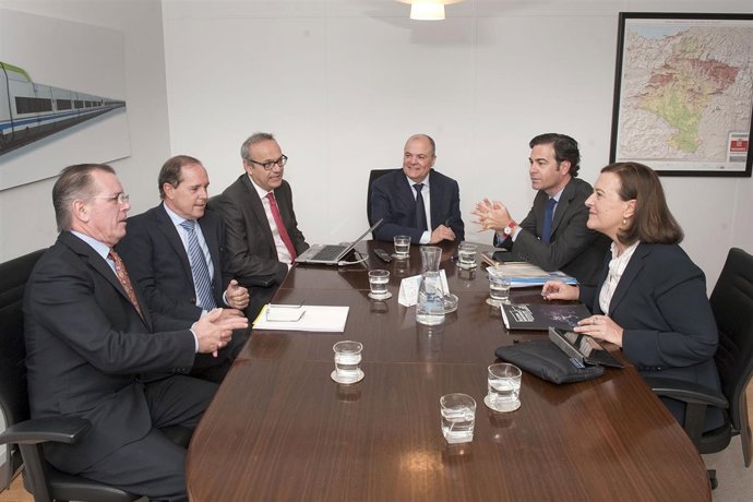 Responsables de Fomento con los europarlamentarios.