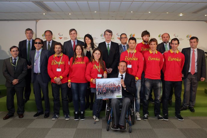 Iberdrola recibe al Equipo Paralímpico de Sochi 2014