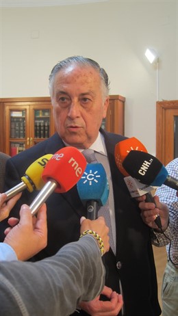 El subdelegado del Gobierno en Huelva, Enrique Pérez Viguera.