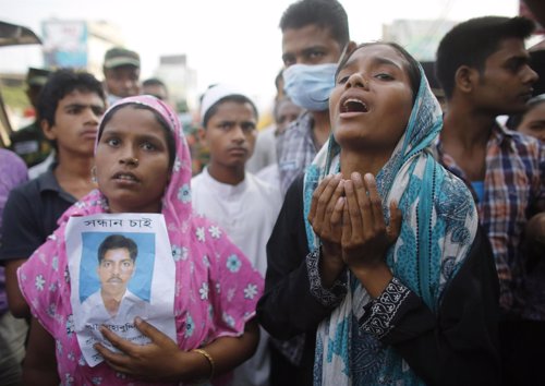 Derrumbe edificio en Bangladesh