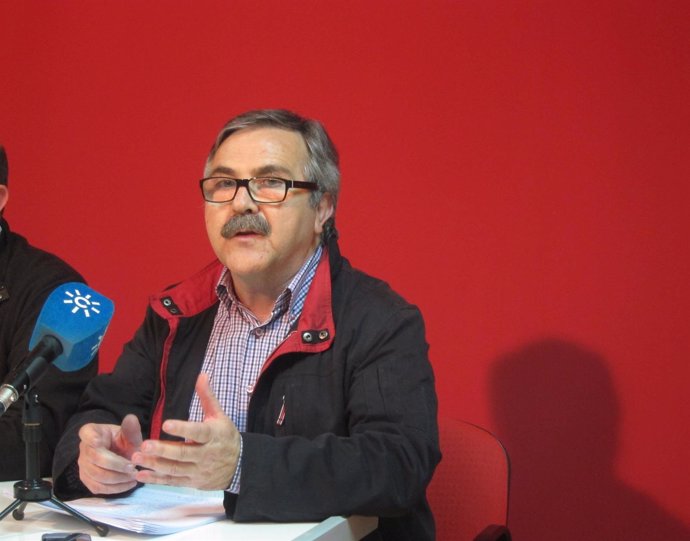 El coordinador provincial de IU en Jaén, Luis Segura.
