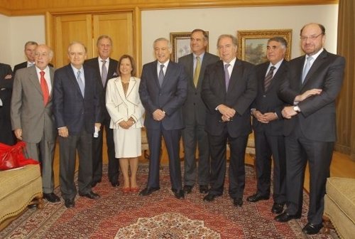 El ministro de Exteriores de Chile, Heraldo Muñoz, con sus antecesores
