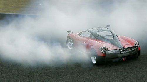 Project Cars, juego de conducción hiperrealista, coche