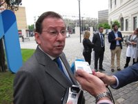 De Llera: "Cuesta creer que haya tantos quebrantamientos" del alejamiento