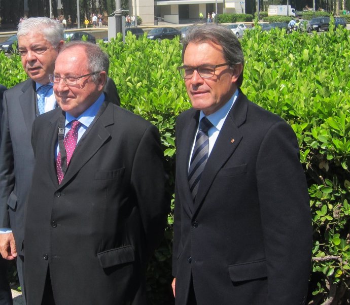 Josep Lluís Bonet (Fira de Barcelona, Freixenet) Artur Mas (pte.Generalitat)