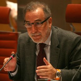 Primer plano de Pere Navarro durante una comparecencia en el Senado
