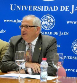 El rector de la Universidad de Jaén (UJA), Manuel Parras.