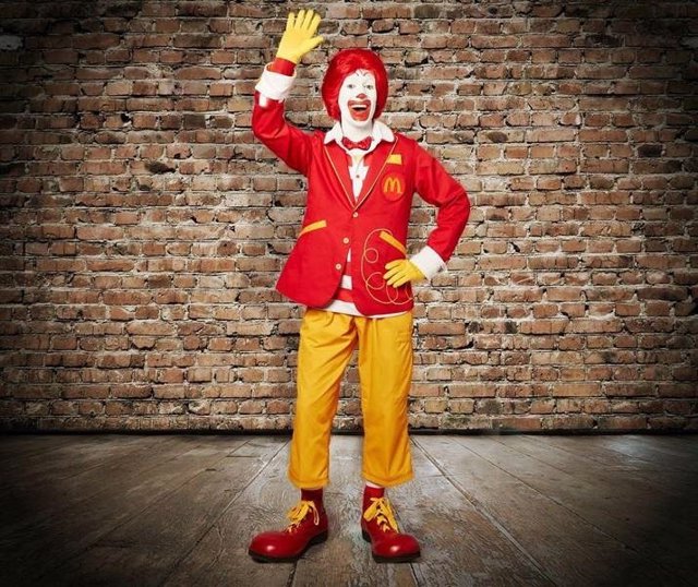 Ronald McDonald con su nuevo look