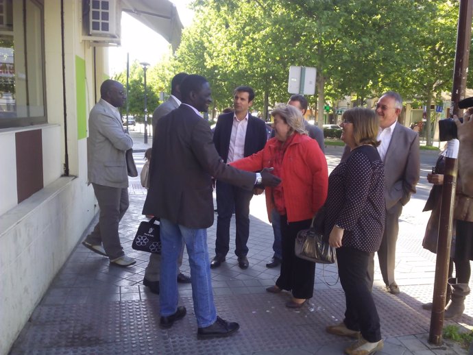 Clara Aguilera en un acto en el Zaidín en Granada