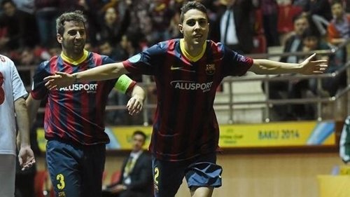 Aicardo celebra con Torras el pase a la final de la UEFA Futsal Cup