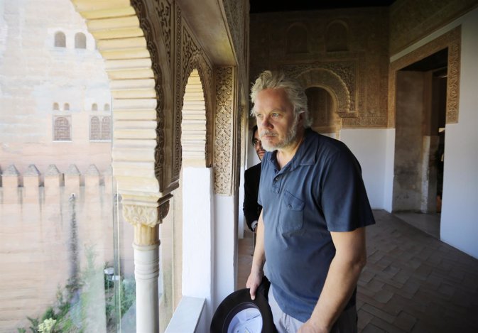 El actor Tim Robbins visita la Alhambra.Fernando leon de aranoa perfect day