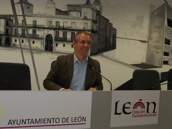 José María López Benito, en la rueda de prensa tras la junta de gobierno local.