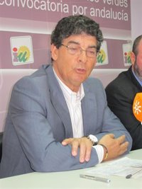 Valderas cree que el tema de Delphi requiere "una alta sensibilidad" y "buscar las soluciones que puedan darse"