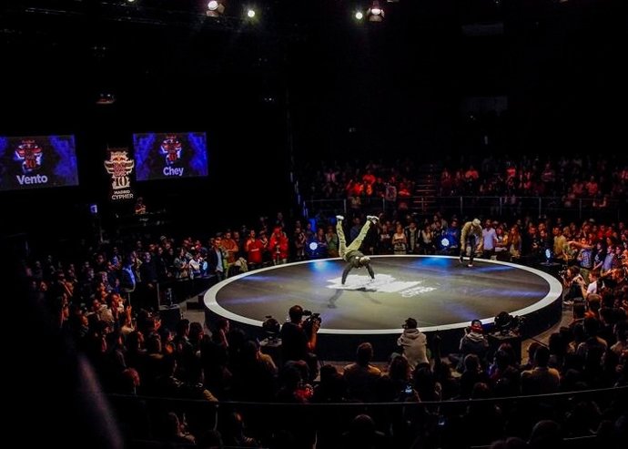 Rubén Martín, alias "Chino", el b-boy madrileño que triunfa en todo el mundo 